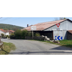 Panneau de priorité AB5 - Arrêt à l'intersection l WP Signalisation