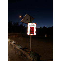 Radar pédagogique de nuit | Excès de vitesse | WPSignalisation