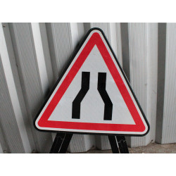 Panneau A3 I Panneau chaussée rétrécie I Sur trépied | WP Signalisation
