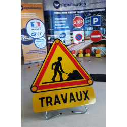 Triflash avec AK KM9 | Travaux | Texte personnalise TRAVAUX