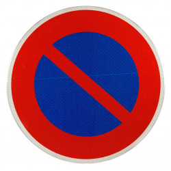 Panneau stationnement entrée d'une zone à stationnement interdit B6A1