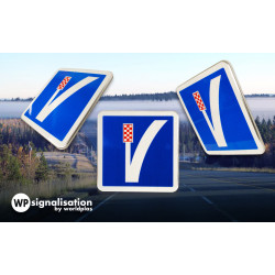 Panneau indication voie de détresse à droite C26B | WP Signalisation | Film NF et CE l WP Signalisation