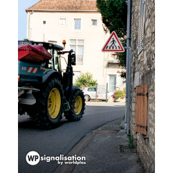 Panneau de signalisation A13B - Panneau passage pour piétons avec panonceau personnalisé au centre ville I WP Signalisation