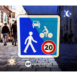 Panneau zone circulation entrée d'une zone de rencontre B52 | Retro réfléxion du film prismatique du panneau B52