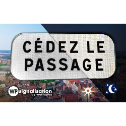 Film prismatique du panonceau M9C - Cédez le passage I Conforme aux normes NF et CF | Panneau cédez le passage