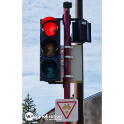 Feu tricolore intelligent  éclairage publique l WP Signalisation