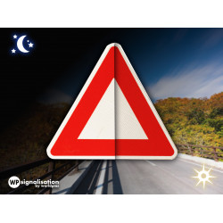 Panneau cédez le passage à l'intersection AB3b | Signalisation en ville et village avec WP Signalisation