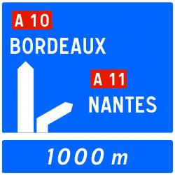 Panneau d’avertissement avec affectation de voies bifurcation autoroutière Da52a